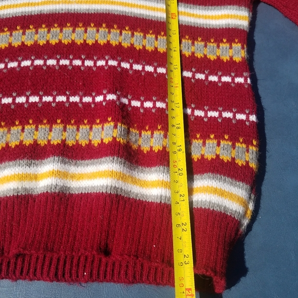 VTG Man-Lee Orlon Acrylic Red Yellow Shawl Sweater - Picture 6 of 6